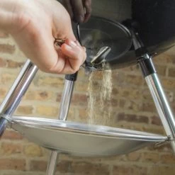 Weber Holzkohle-Kugelgrill Classic Kettle Ø 47 Cm Schwarz 18 Weber Holzkohle-Kugelgrill Classic Kettle Ø 47 Cm Schwarz -Grillplatz Im Freien 1523778 AB04